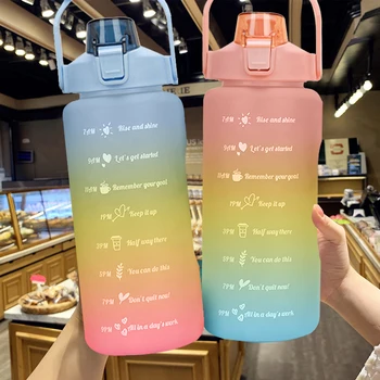 Бутылка для воды емкостью 2 литра с градиентом в виде соломинки с цветными ручными аксессуарами, отмечающими время, Большие пластиковые стаканчики