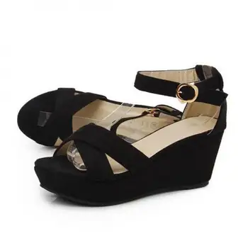 Летние женские туфли на высоком каблуке с толстой подошвой, Размер 32 33 40, Черные женские сандалии на платформе в римском стиле на танкетке, пляжная обувь